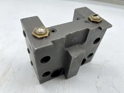 QUICK CHANGE TOOL HOLDER STOCK #16001