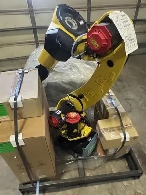 New | in-Stock 2022 FANUC FANUC ARCMATE 120ID Robots Michigan US | RAB Industries, Inc. #717917