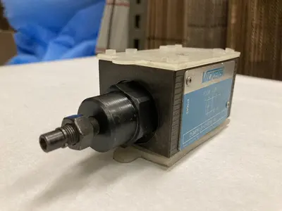 USED EATON VICKERS DGMFN-3-Z-P2W-41