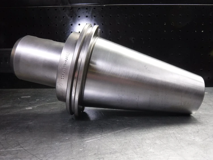 Used DAVIS TOOLS INC. _UNKNOWN_ CAT Holders Michigan US | Superior Machine & Tool Inc #212612