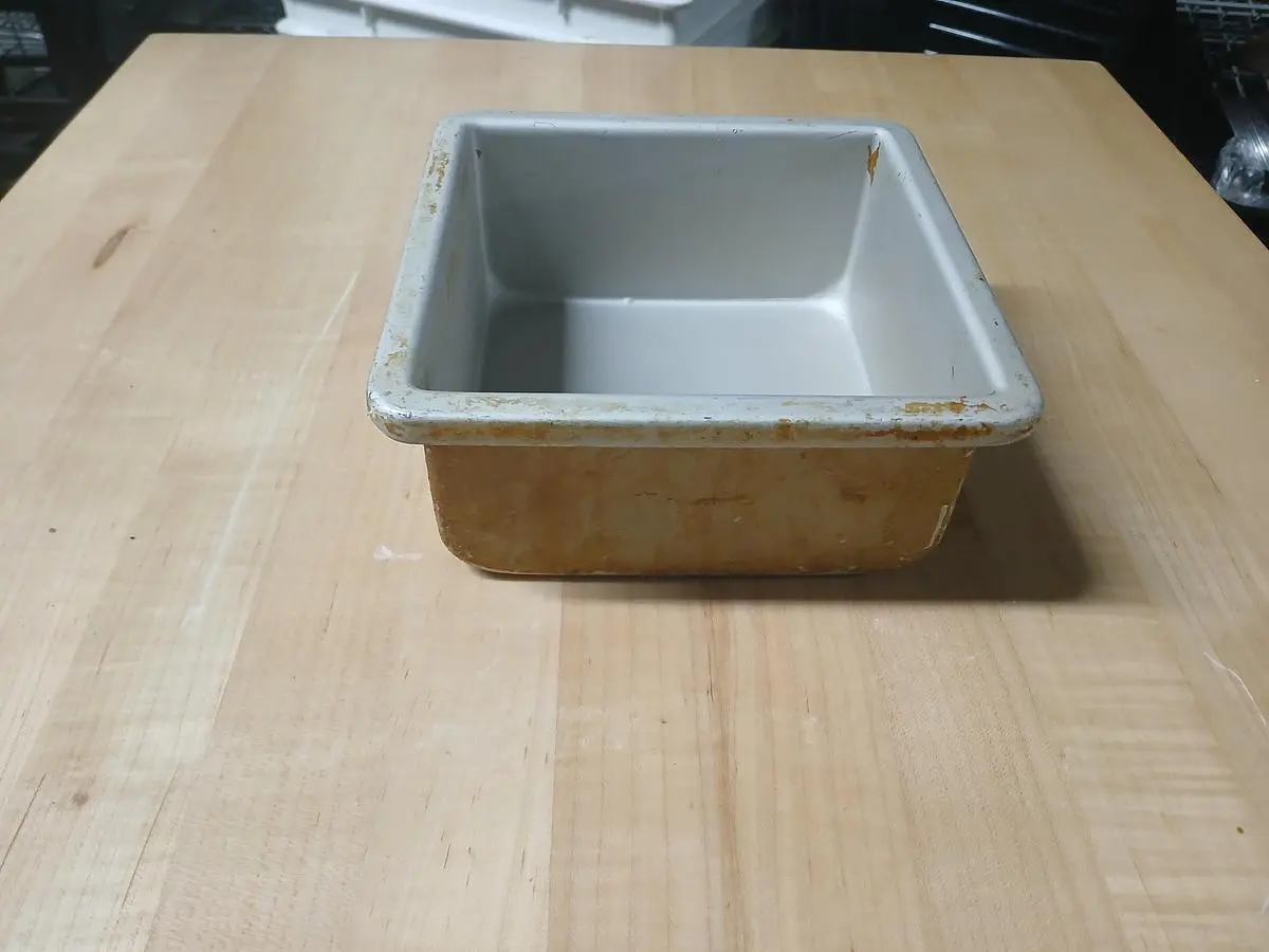 Square Baking Tin