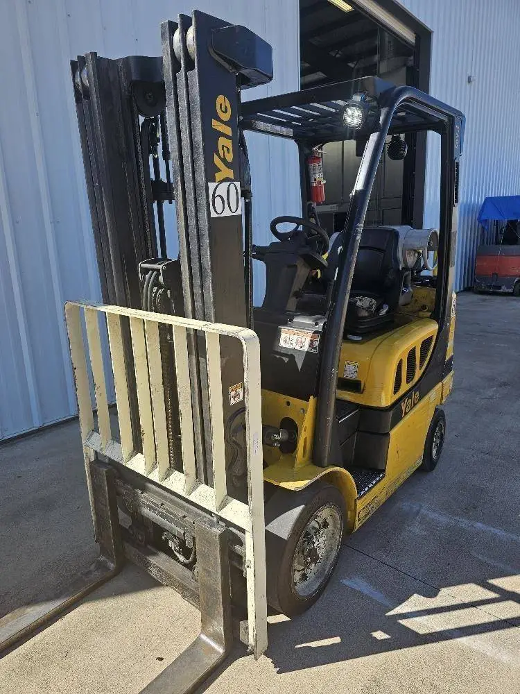 Used 2014 YALE GLC050VX Misc Forklifts Illinois US | Somerset Equipment Sales #1543018