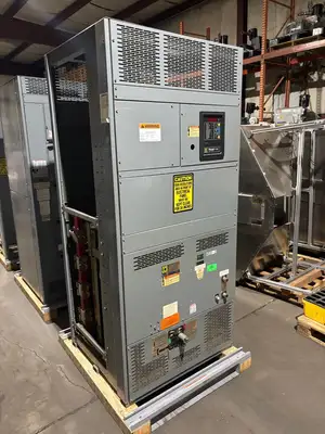 USED SQUARE D 3000A POWER SWITCHBOARD AND BOLT LOC CONTACT SWITCH