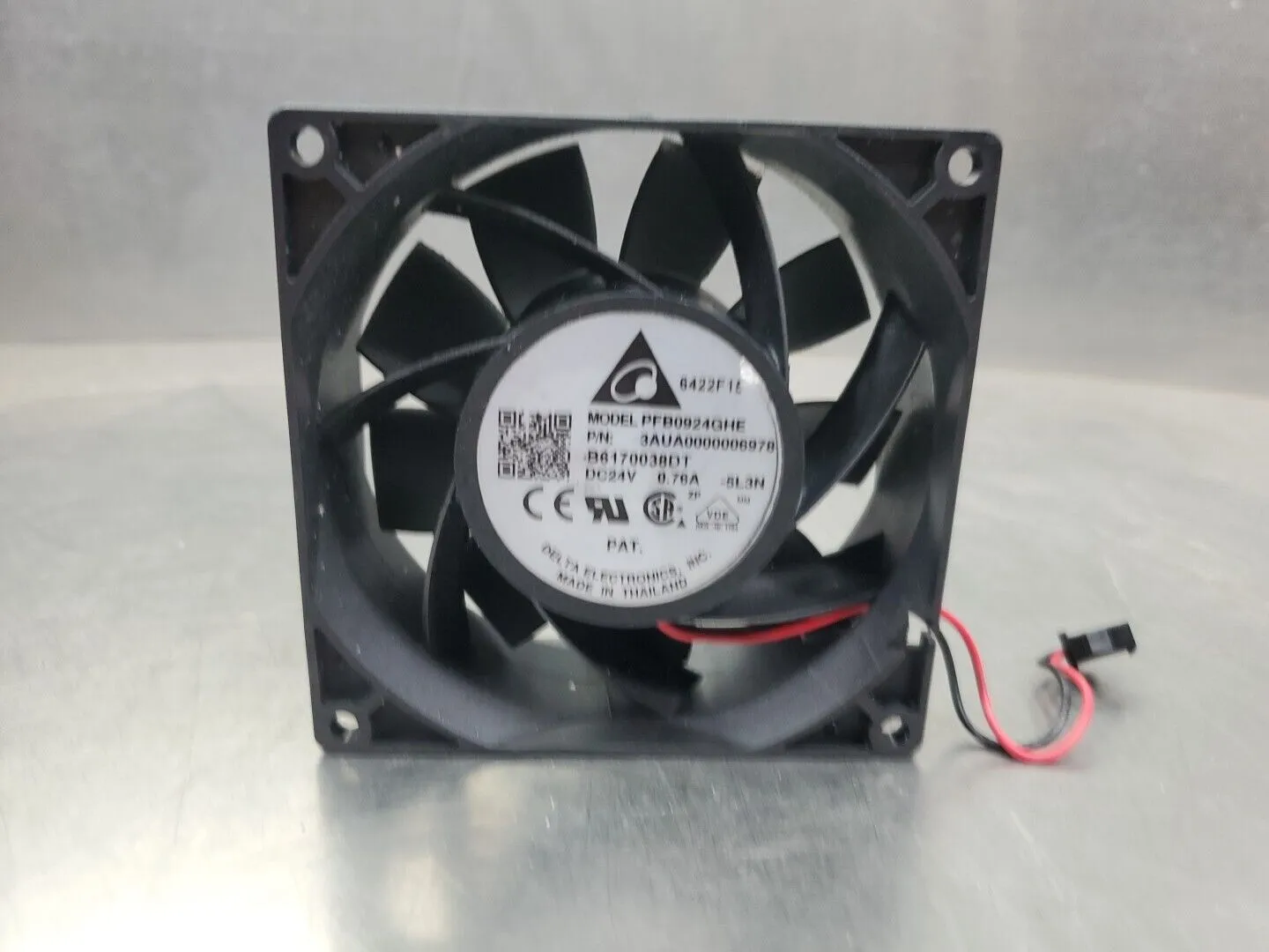 Delta PFB0924DHE Fan, 24VDC 0.76A 2-Wire, Large Air Volume. 4D-13