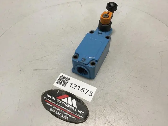 Used SIEMENS DH-893/IX Relays & Switches Michigan US | Ideal Machinery #596413