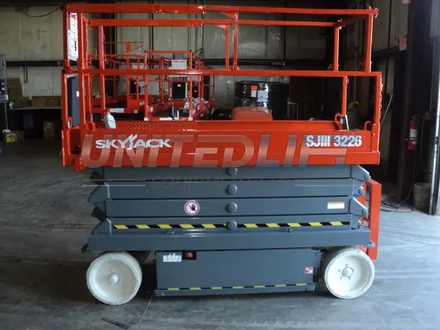 Used 2011 Skyjack SJP3226 Scissor Lifters New York US | United Lift #1446595