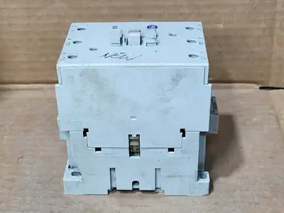 Used ALLEN-BRADLEY 100-C60*00 Switchgears British Columbia CA | Lenmark #1438270
