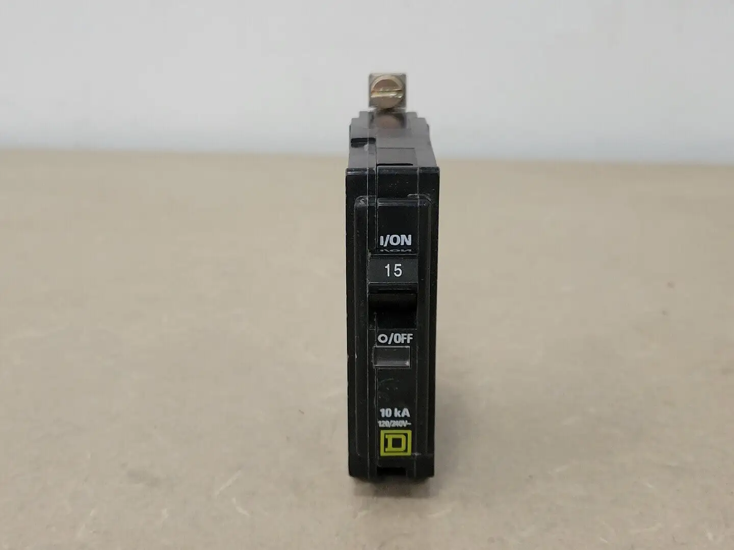 USED SQUARE D QOB115
