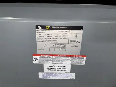 225 KVA SQUARE D 480 <-> 208Y/120 ELECTRICAL 3 PHASE TRANSFORMER: YOBRO #24119