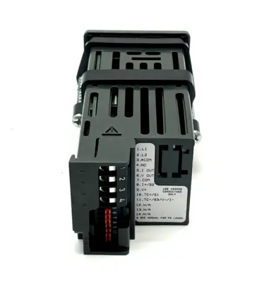 Used Watlow SD Series Digital Limit Controller 1/16 DIN Size PLC Temperature Modules Michigan US | Maverick Industrial Sales #1395007