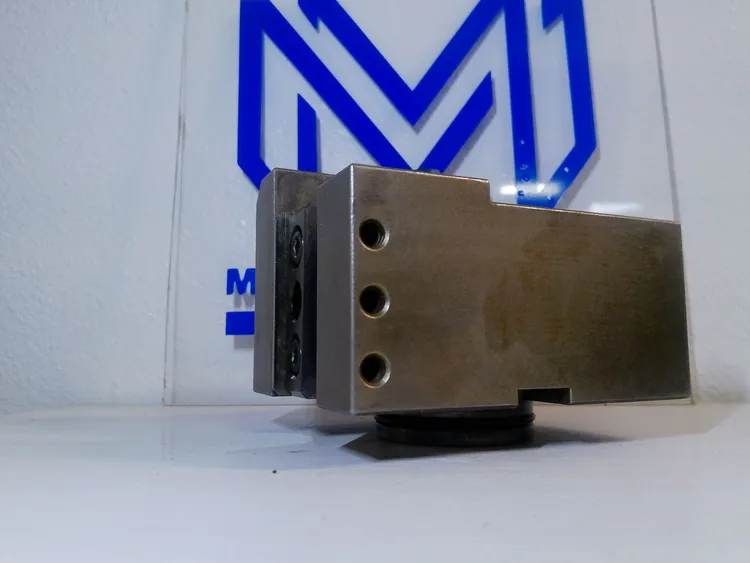 Used Unbranded/Generic BMT60 Tool Holders | MachineStation #947153
