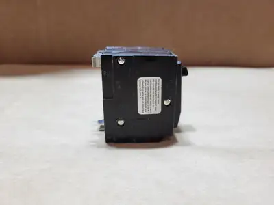 USED SQUARE D QO325