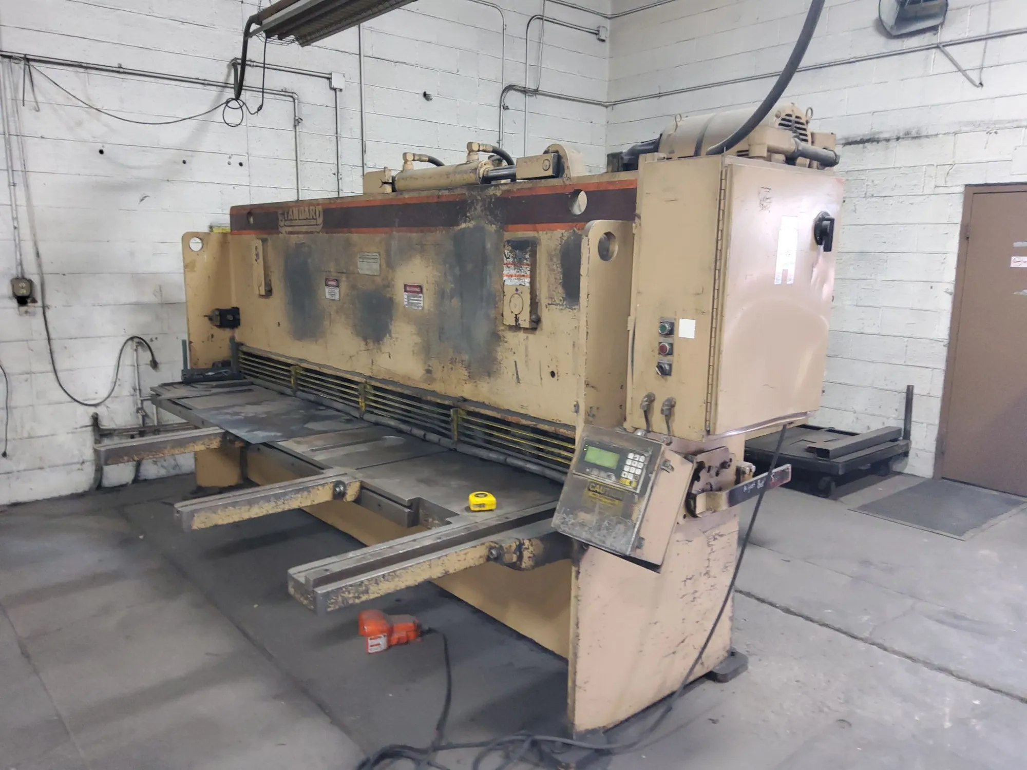 USED STANDARD CS250