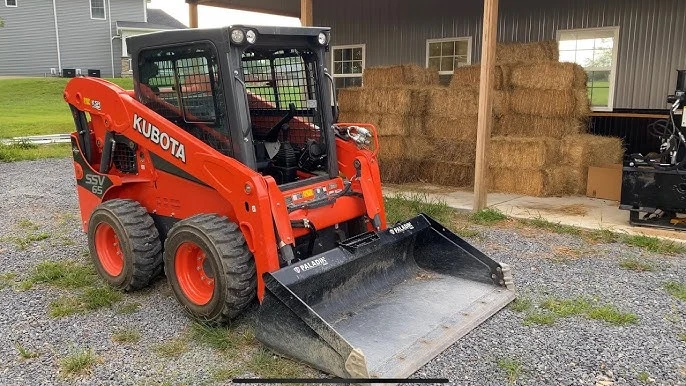 USED 2023 Kubota SSV65