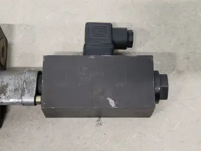 Hydraulic Valve 1235-10701 w/ Junction Box MPM B-12