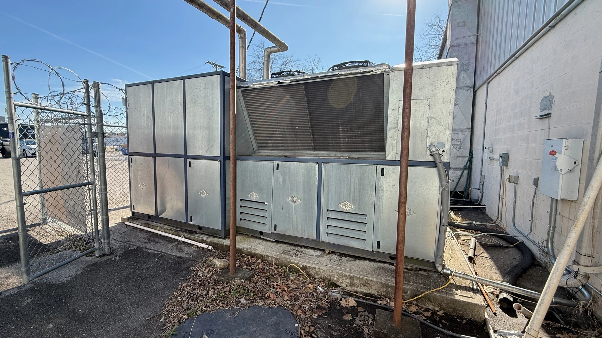 Pro Refrigeration Glycol Chiller Dual 30hp compressor with 500 gal tank 75757575