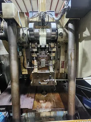 USED V&O 40 TON