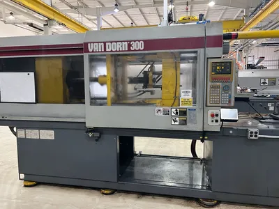 1998 VAN DORN 300HT30 Plastic Injection Mold | Universal Press & Machinery (UPM) (4)