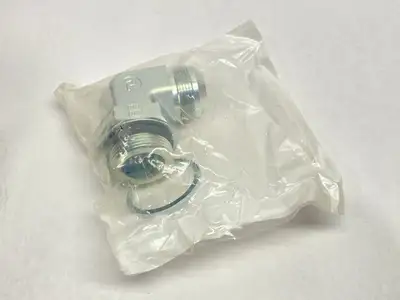 20C4OMXS | Parker  Triple-Lok 37 Degree Elbow JIC Fitting 1-1/4" x 1-1/4" - New