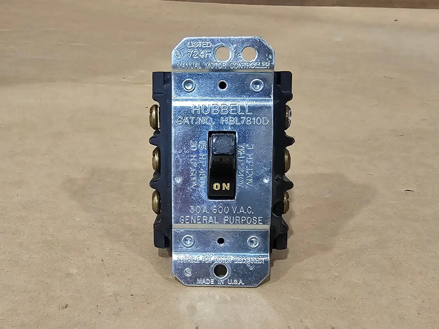 Used HUBBELL HBL7810D Switchgears British Columbia CA | Lenmark #1438473