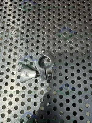 USED LOT OF 50 - UNBRANDED STAINLESS STEEL 1" OD TRI CLAMP SANITARY CLAMP
