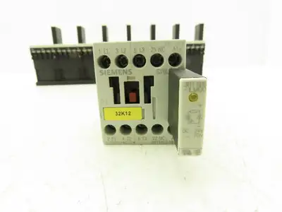 Siemens 3RT1017-1BB42 Motor Starter Contactor 10Hp 20A 600V w/Varistor Lot of 8