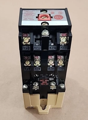 USED Allen-Bradley 700-PK600A1