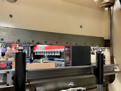 Used 2006 CINCINNATI INC 90PF X 6 PROFORM Press Brakes | Machine Factory Outlet #1267131
