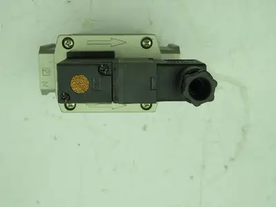 SMC NAV4000-N04-5DZB Pneumatic Soft Start Valve 24VDC 1/2"NPT