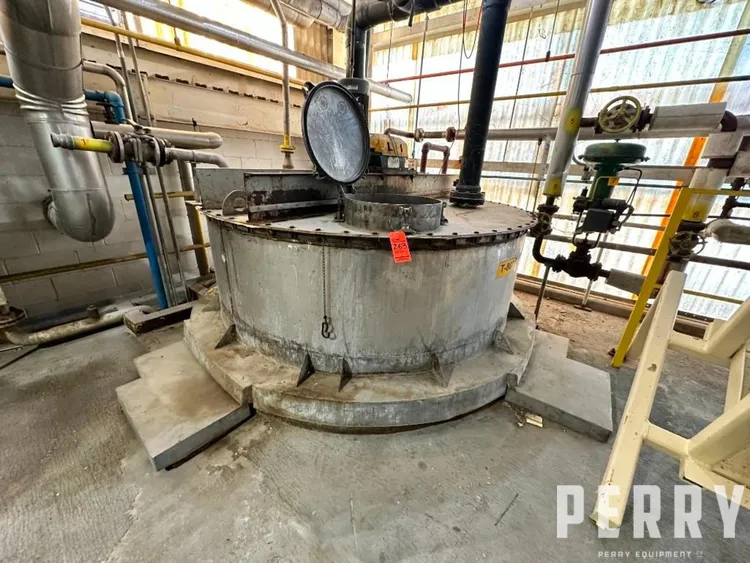 _UNKNOWN_ _UNKNOWN_ Tank S/S -2000 To 3999 Gal. (H=height, L=length) | Perry Equipment