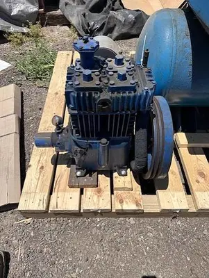 USED QUINCY 325