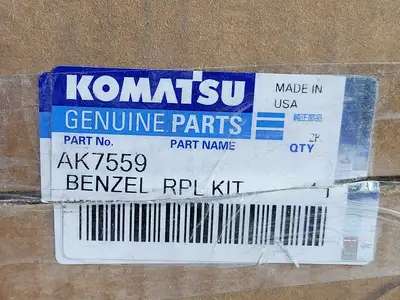 NEW KOMATSU AK7559