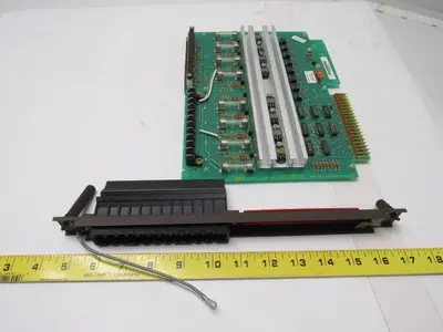 GE Fanuc IC600YB908A Series Six 24VDC Output Source Module Card