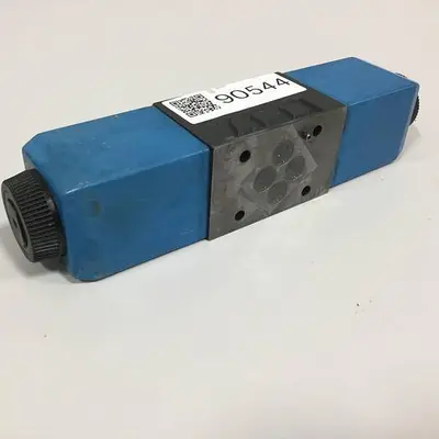 USED VICKERS DG4V3S82CVMUH560