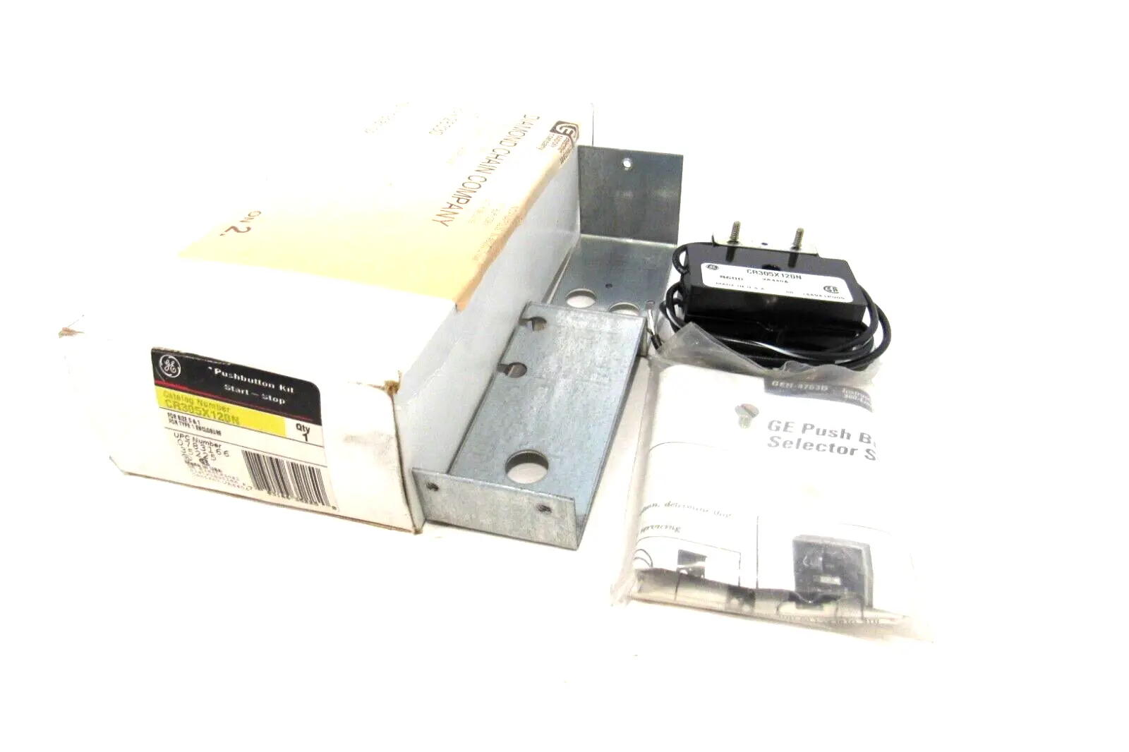 NEW GENERAL ELECTRIC CR305X120N PUSHBUTTON KIT