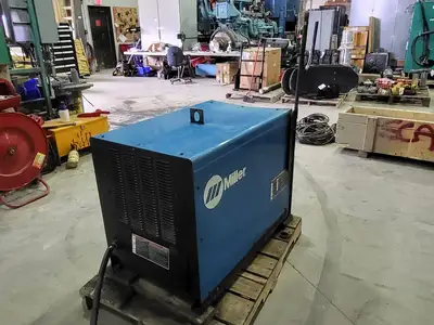 Gold Star 452 CC DC Welding Power Source