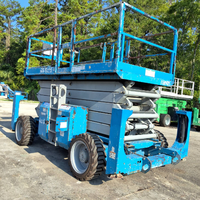 USED 2011 Genie GS-5390 RT