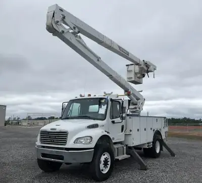 Used 2019 FREIGHTLINER M2 106 Tractors & Trailers Florida US | Truck and Van Outlet #1506263