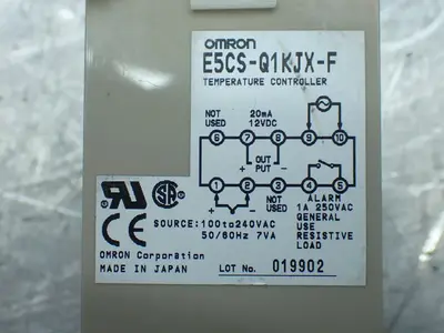 Used OMRON E5CSQ1KJXF Temperature Controls Ohio US | HGR 24 #942606