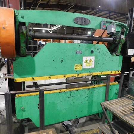 Used CHICAGO 335 Press Brakes New Jersey US | National Machinery Exchange #1498717