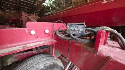 JI Case 5500MTDR SEEDER | Iron Listing (31)