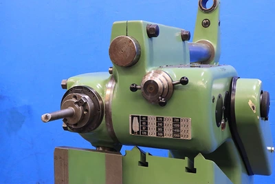 Used 1970 ABENE VH3, Swiveling Head, #40 Taper, Arbor Support Universal Mills New Jersey US | Machinery Values #1487268