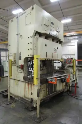 KOMATSU 220 TON 2 POINT GAP FRAME PRESS Gap Frame, Double Crank Presses | Timco, Inc. (5)