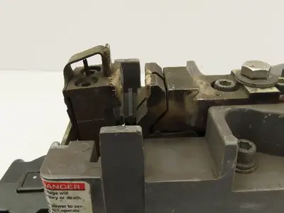 Hubbell HC14-193-100-582 DC Contactor 1000A 600VDC Interlock Relay 125VDC Coil