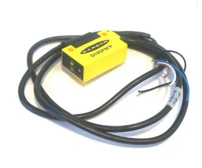 NEW BANNER Q19SP6FP FIBER OPTIC SENSOR 33638