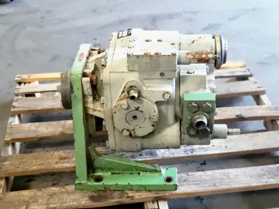 USED SAUER DANFOSS 24-7020 CW
