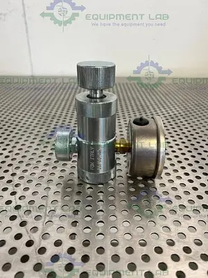 NEW AFRISO GLYCERINE FILLED BOURDON TUBE PRESSURE GAUGES 0-2300 PSI 0-160 BAR