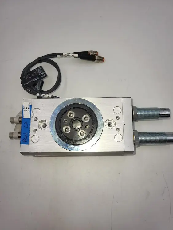 Used FESTO FESTO DRRD-25-180-FH-Y9A SEMI-ROTARY DRIVE Parts (Hydraulics and Pneumatics) | ND Industrial Surplus #1211483