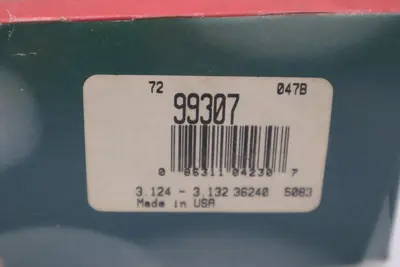 NEW CR Seals 99307 Wear Sleeve-3.125 in Shaft Dia., 0.551 in Width STOCK 5652A