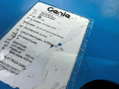 USED 2008 GENIE GTH-1056
